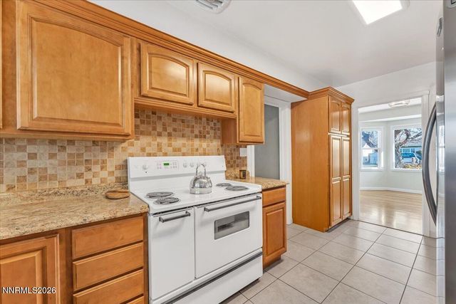 953 7th Street, Sparks, NV 89431