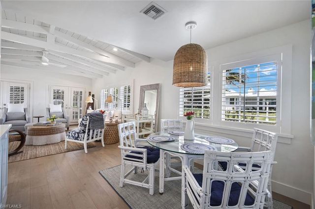 47 8th AVE S, Naples, FL 34102