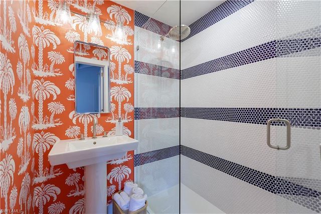 47 8th AVE S, Naples, FL 34102