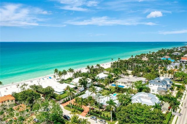 47 8th AVE S, Naples, FL 34102