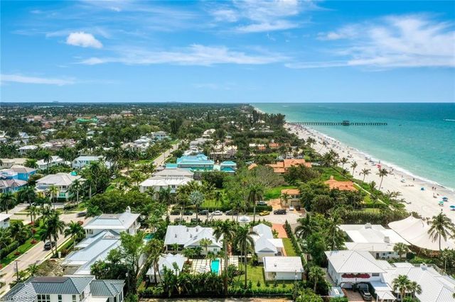 47 8th AVE S, Naples, FL 34102