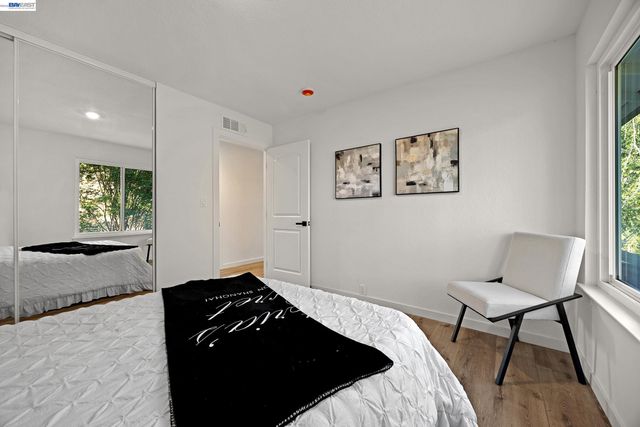 50 E Leeds Ct, Danville, CA 94526