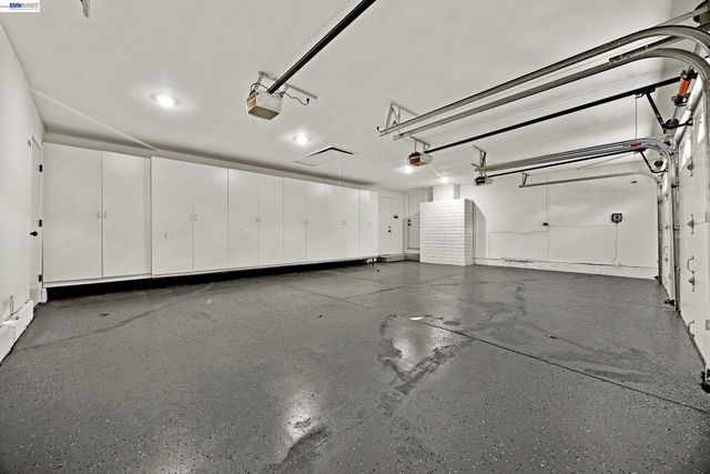 50 E Leeds Ct, Danville, CA 94526