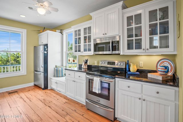 71 Harbor Drive, Harbor Island, SC 29920