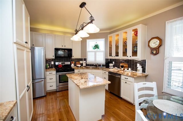 110 Jesses Way, Farmville, VA 23901