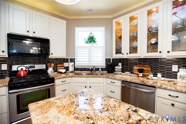 110 Jesses Way, Farmville, VA 23901