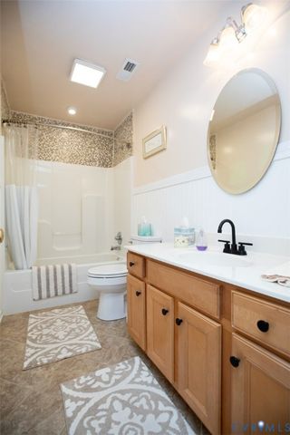 110 Jesses Way, Farmville, VA 23901