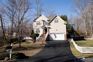 110 Jesses Way, Farmville, VA 23901