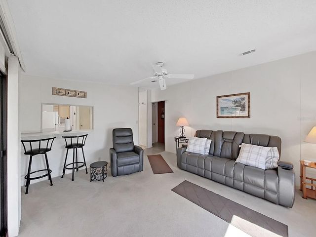 1802 SHERWOOD HILL DR, Lakeland, FL 33810