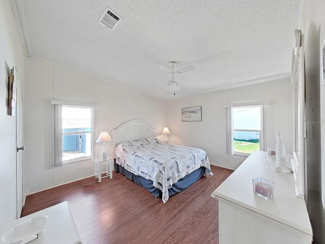 1802 SHERWOOD HILL DR, Lakeland, FL 33810