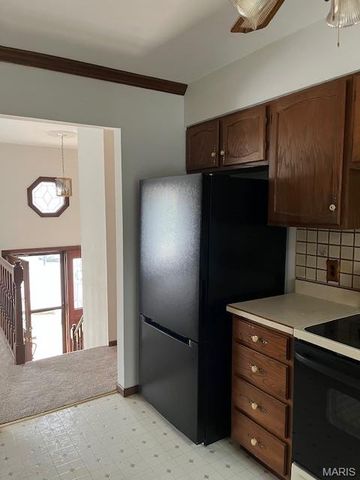 2262 Graystone Drive, St Charles, MO 63303