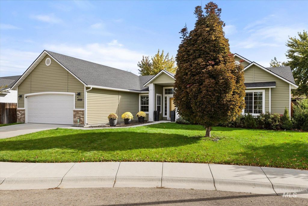 4986 S Tinker Ave, Boise, ID 83709 photo 2