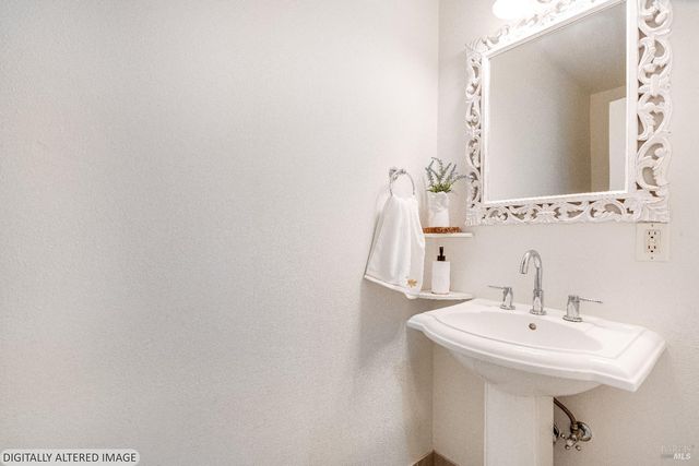 433 Freeway Dr, Napa, CA 94558