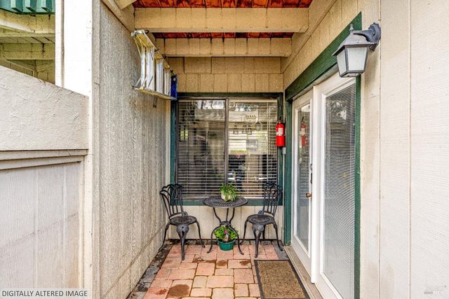 433 Freeway Dr, Napa, CA 94558