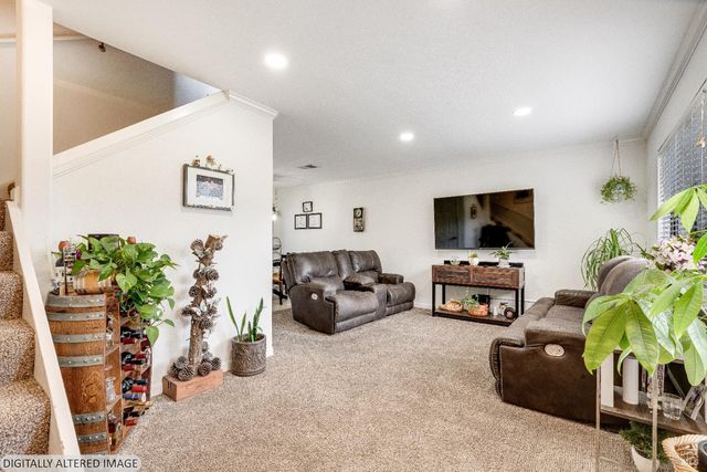 433 Freeway Dr, Napa, CA 94558