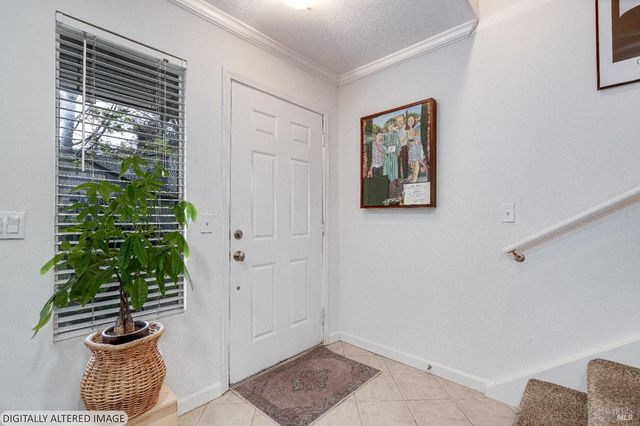 433 Freeway Dr, Napa, CA 94558