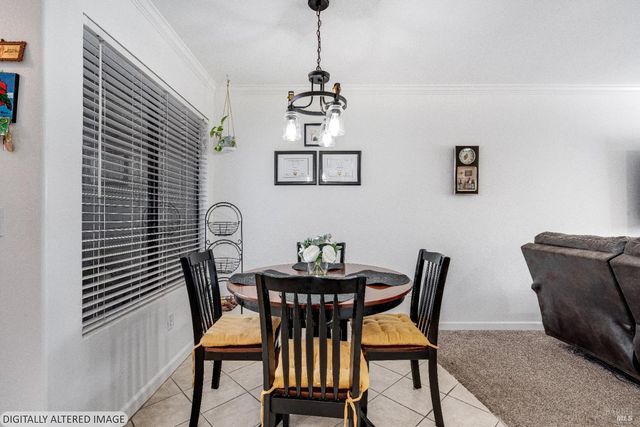 433 Freeway Dr, Napa, CA 94558