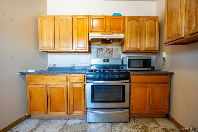 894 Tonawanda Street, Buffalo, NY 14207