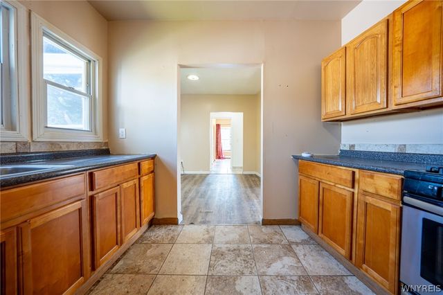 894 Tonawanda Street, Buffalo, NY 14207