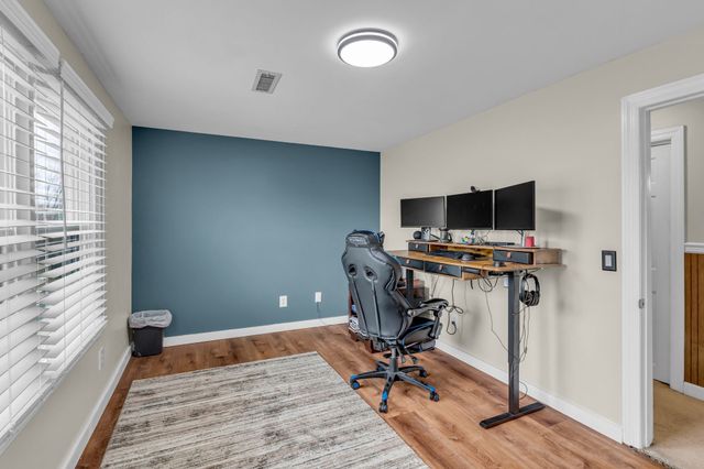 1208 Newmans Trl, Hendersonville, TN 37075