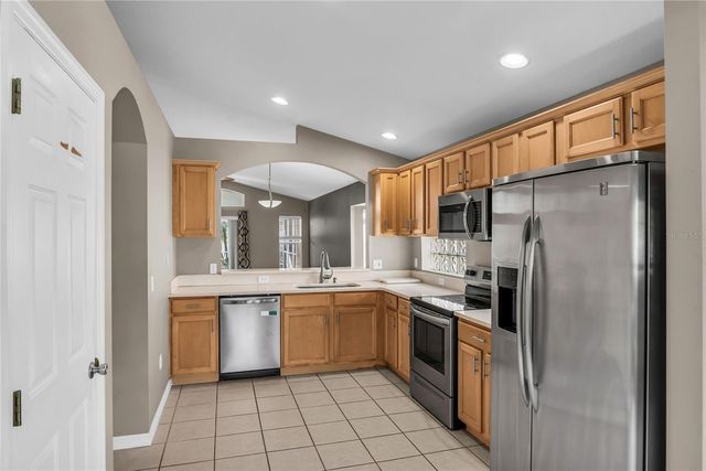 8411 PORT LANCASHIRE DRIVE, Orlando, FL 32829