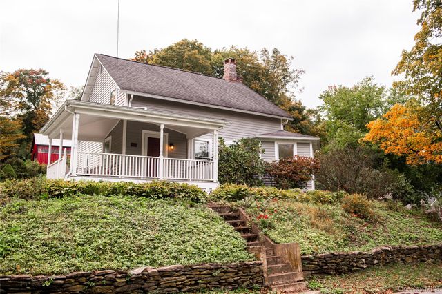725 Traver Road, Pleasant Valley, NY 12569