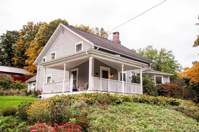 725 Traver Road, Pleasant Valley, NY 12569