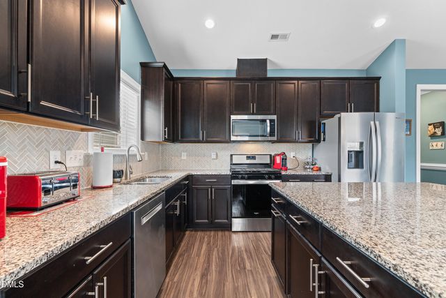 793 Lakemont Drive, Clayton, NC 27520