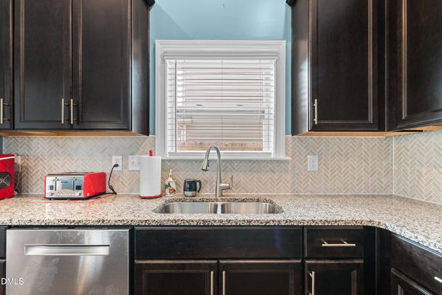 793 Lakemont Drive, Clayton, NC 27520