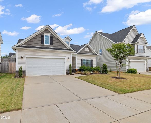 793 Lakemont Drive, Clayton, NC 27520