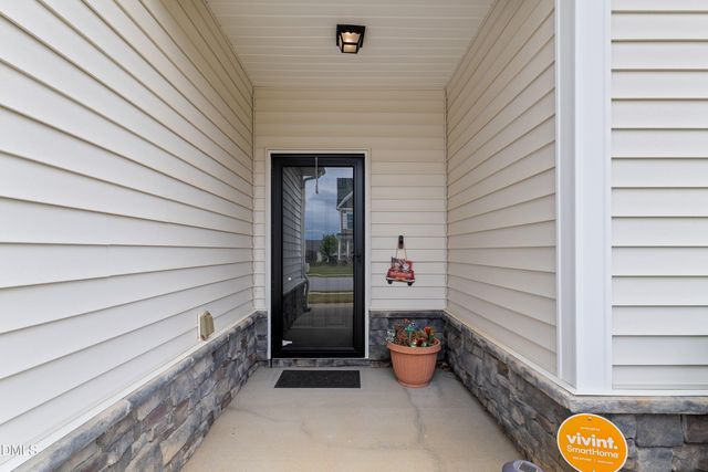 793 Lakemont Drive, Clayton, NC 27520