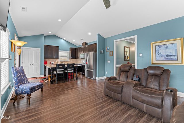 793 Lakemont Drive, Clayton, NC 27520