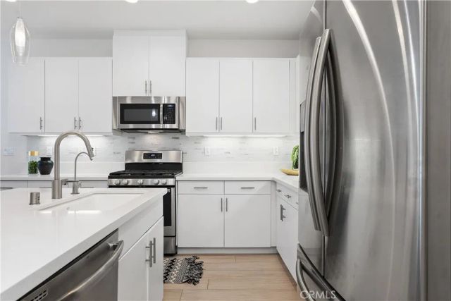 85 Savannah, Lake Forest, CA 92630