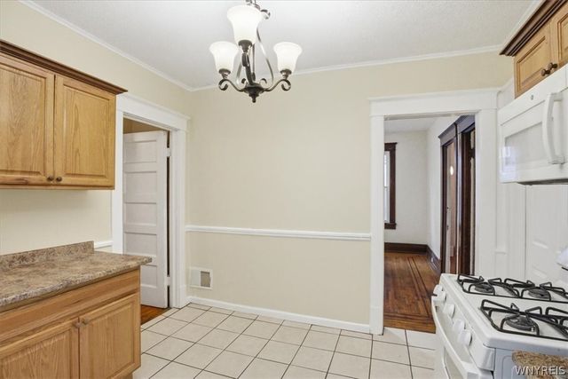 940 Lafayette Avenue, Buffalo, NY 14209