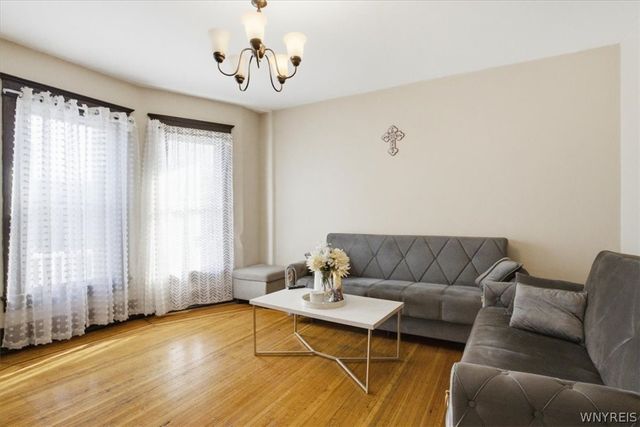 940 Lafayette Avenue, Buffalo, NY 14209