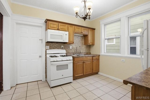 940 Lafayette Avenue, Buffalo, NY 14209