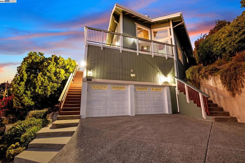 17220 Robey Dr, Castro Valley, CA 94546