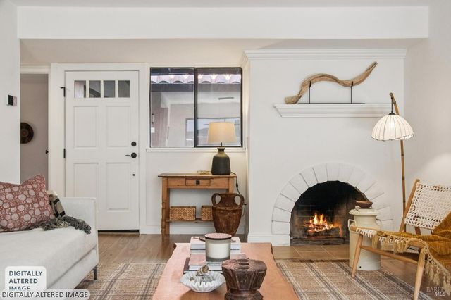 11 Pueblo Dr, San Rafael, CA 94903