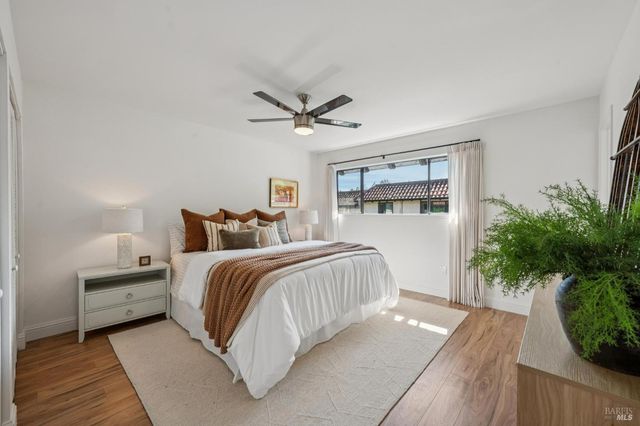 11 Pueblo Dr, San Rafael, CA 94903