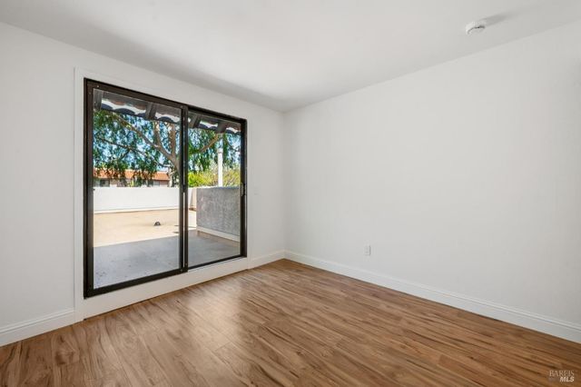 11 Pueblo Dr, San Rafael, CA 94903