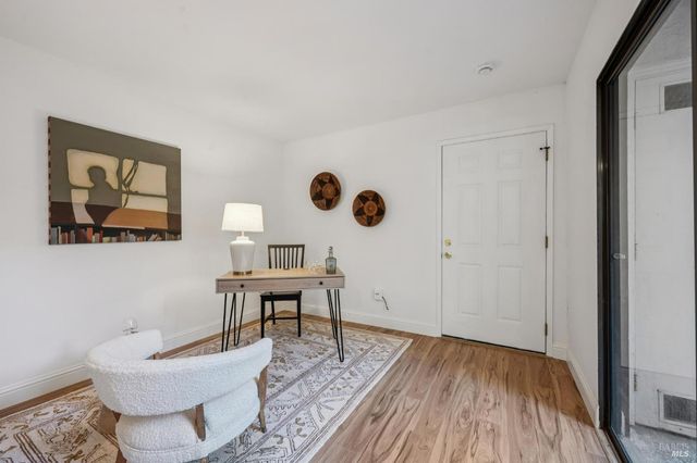 11 Pueblo Dr, San Rafael, CA 94903