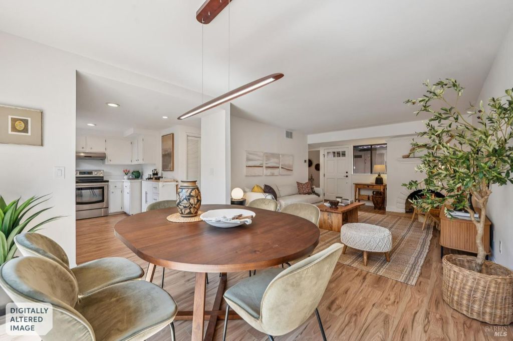 11 Pueblo Dr, San Rafael, CA 94903