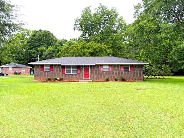 2600 Kristie Rd, Dothan, AL 36303