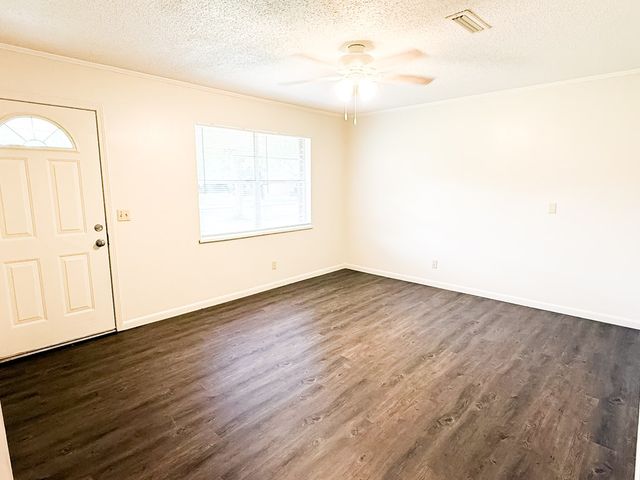 2600 Kristie Rd, Dothan, AL 36303