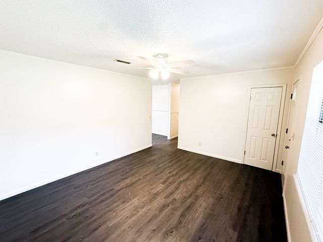 2600 Kristie Rd, Dothan, AL 36303