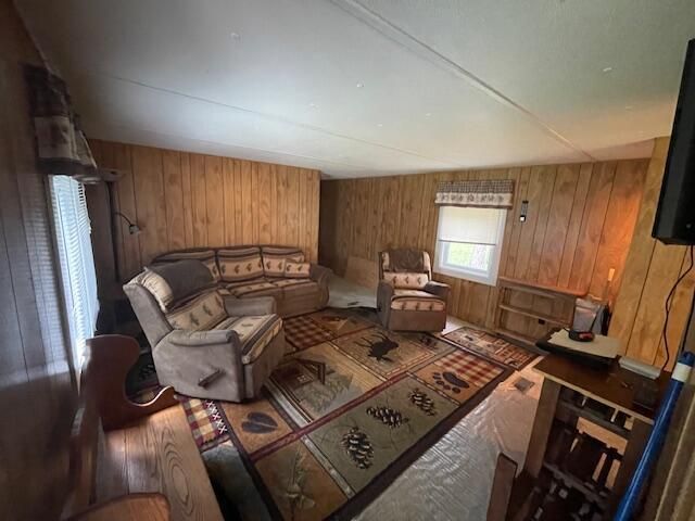 15306 County Road W, Crivitz, WI 54114