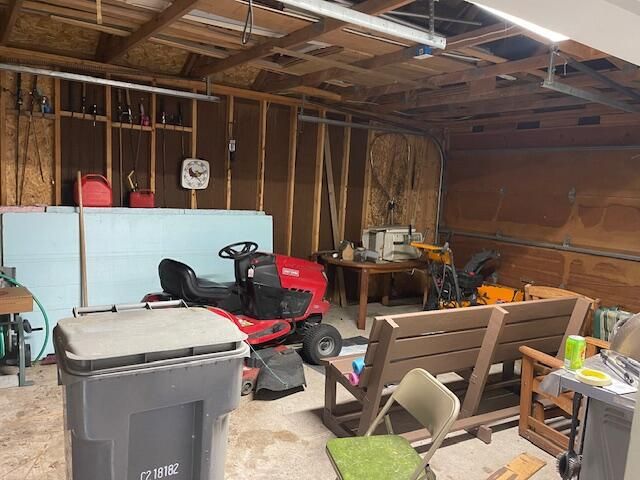 15306 County Road W, Crivitz, WI 54114