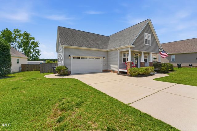 160 Braddock Drive, Lillington, NC 27546