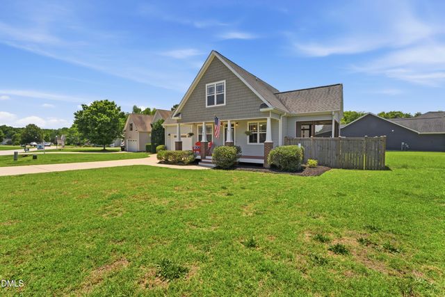 160 Braddock Drive, Lillington, NC 27546