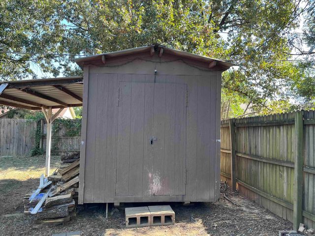 122 N Sawmill Road, Searcy, AR 72143